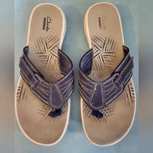 Womens Clarks Navy Sandals sz 10 #1075-2700